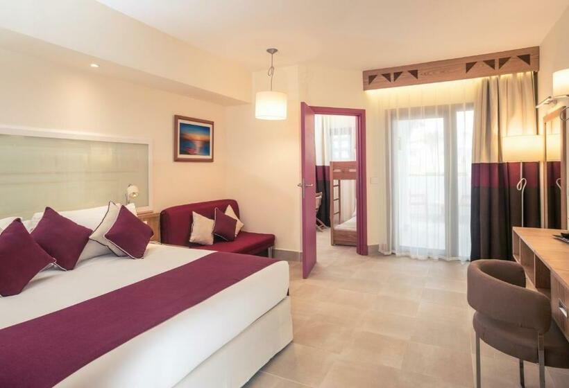 اتاق سوپریور خانوادگی, Mercure Hurghada