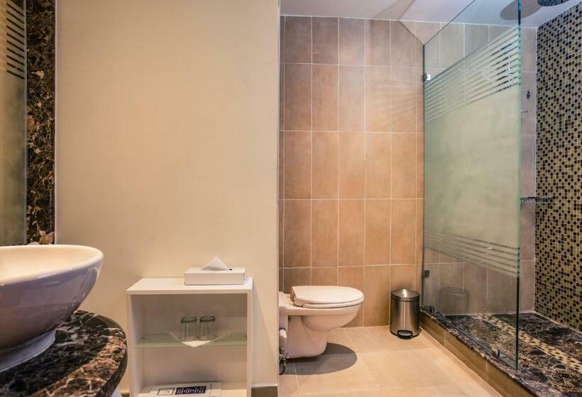 سوییت سوپریور, Mercure Hurghada