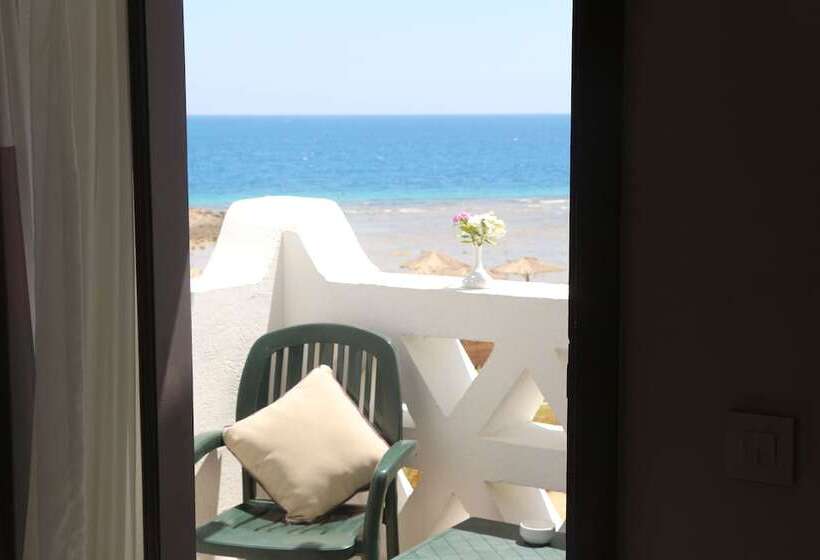 اتاق استاندارد با چشم‌انداز دریا, Mercure Hurghada