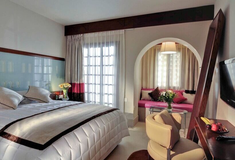 اتاق استاندارد با چشم‌انداز دریا, Mercure Hurghada
