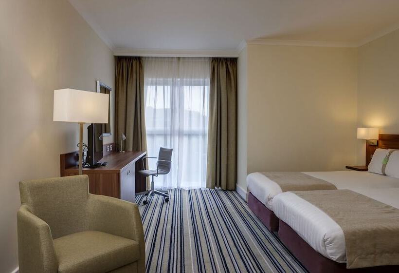 Номер Стандарт, Holiday Inn Glasgow   East Kilbride, An Ihg
