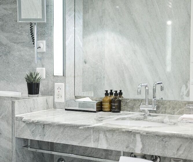 اتاق استاندارد یک نفره, Widder Hotel   Zurichs Luxury Hideaway