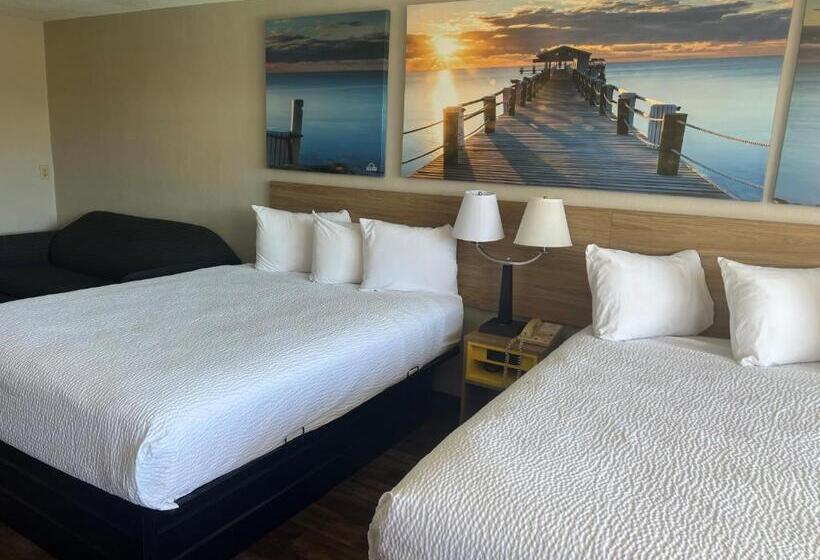 Номер Стандарт, Days Inn By Wyndham St. Petersburg Central