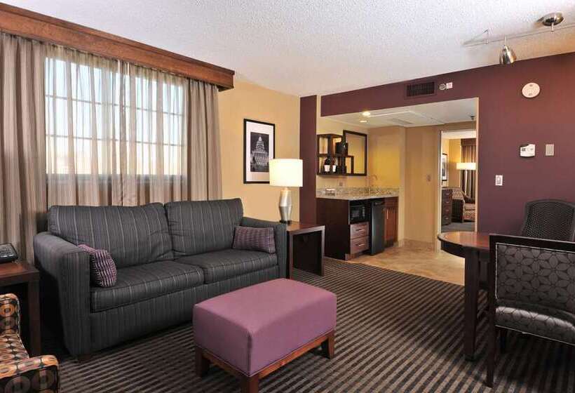 غرفة قياسية سرير كينج, Embassy Suites By Hilton Seattle Bellevue