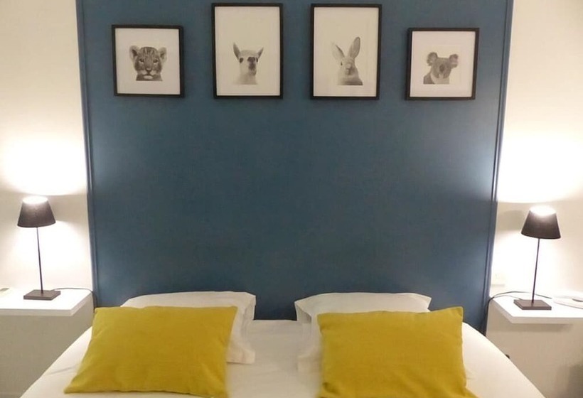 Номер Классический Вид на Бассейн, Logis Hôtel La Sommellerie