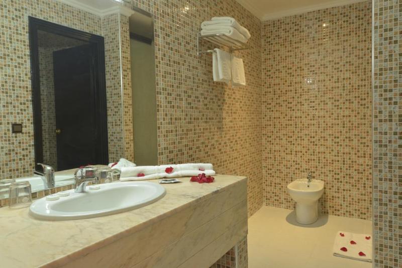 Habitación Triple Estándar, Meriem Marrakech