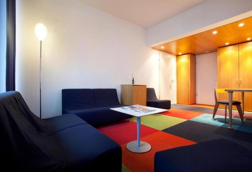 سوییت, Vienna House By Wyndham Havelufer Potsdam