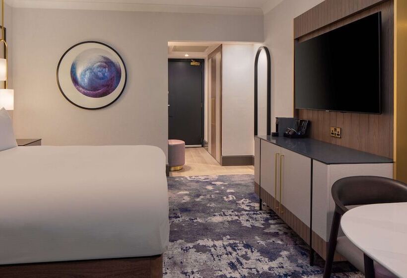 اتاق لوکس با تخت بزرگ, Hilton Glasgow