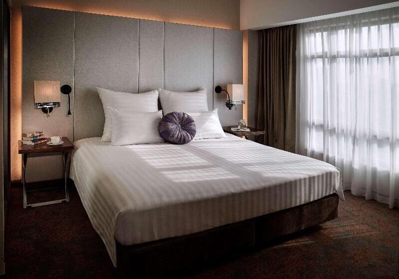 سوئیت اجرایی با تخت کینگ, Pullman Hanoi