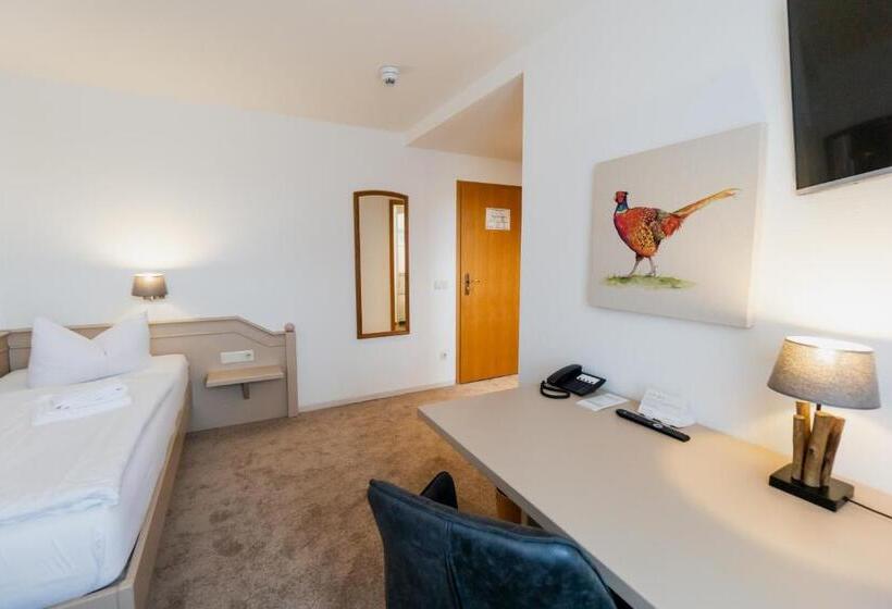 اتاق استاندارد یک نفره, Waldhotel Eiche