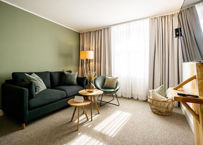 سوییت جونیور, Waldhotel Eiche