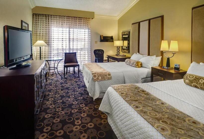 Люкс Семейный 2 Спальни, Best Western Corte Madera Inn