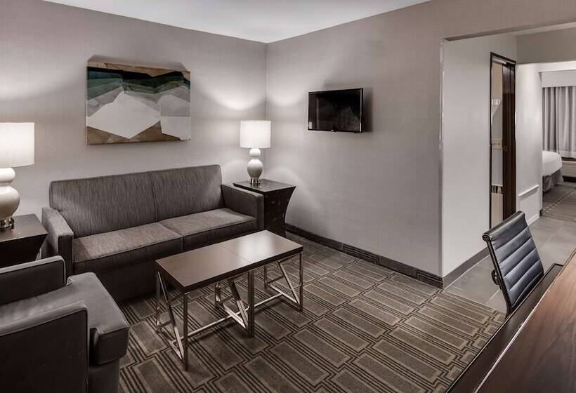 Люкс с гидромассажем, Best Western Lapeer Inn