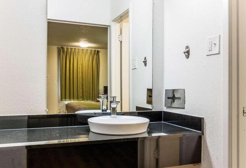 デラックスルーム, Motel 6 Alexandria, La  South