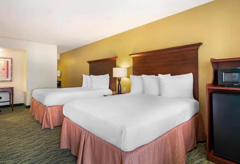 Номер Стандарт 2 Двуспальные Кровати, Best Western Mcallen Medical Center