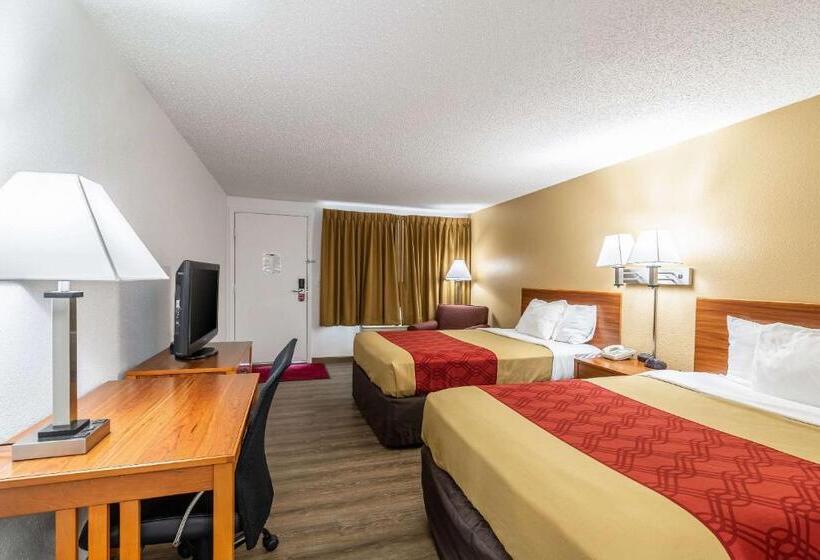 اتاق استاندارد با 2 تخت دوبل, Econo Lodge