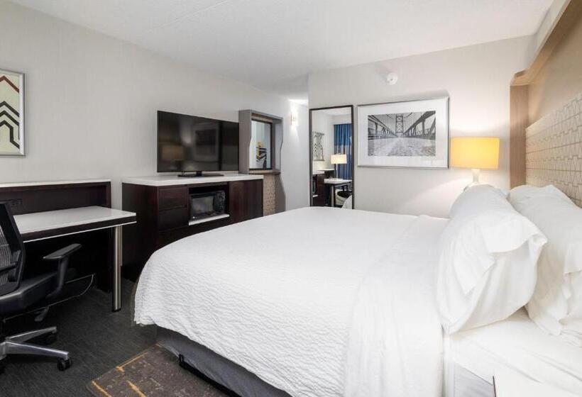 Стандартный Номер Кровать Кинг, Holiday Inn Weirtonsteubenville Area