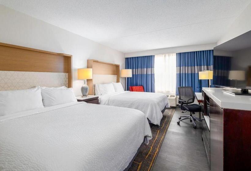 Номер Стандарт, Holiday Inn Weirtonsteubenville Area