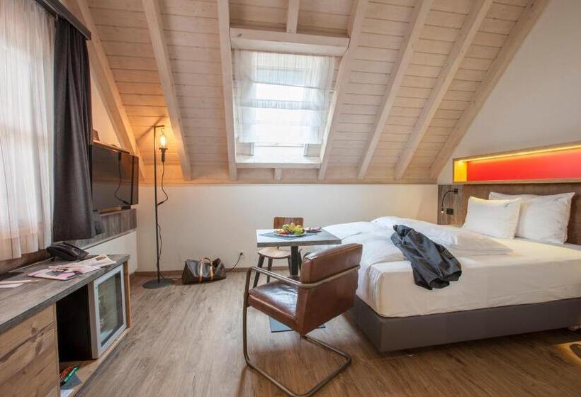 اتاق لوکس, Boutique Hotel Thessoni Classic Zürich