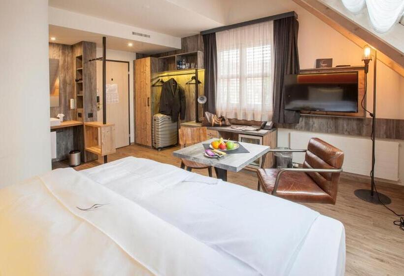 اتاق لوکس, Boutique Hotel Thessoni Classic Zürich
