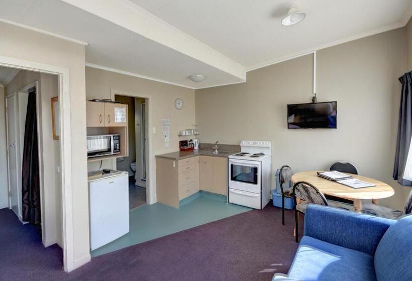 1 Bedroom Apartment, Garden Motel