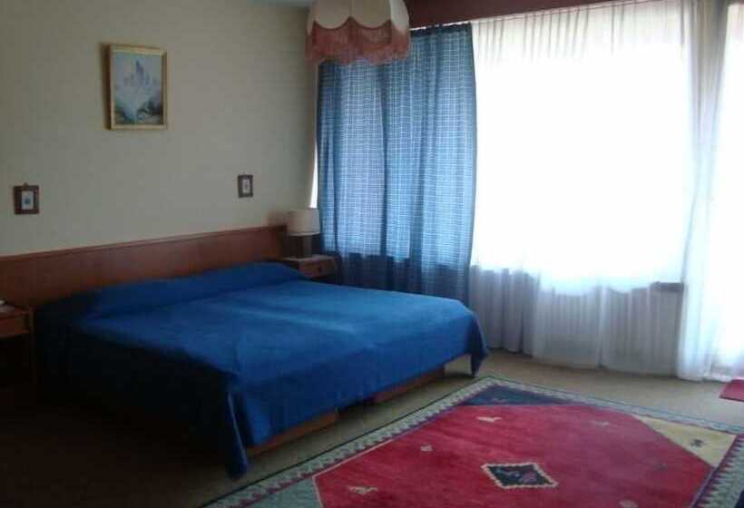 Номер Стандарт с Балконом, Villa Marita