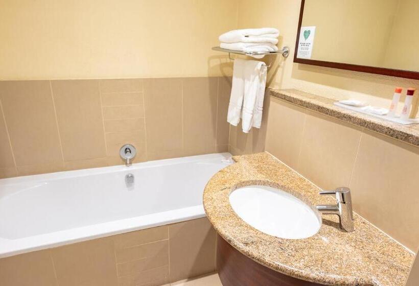 Quarto standard, City Lodge Hotel Johannesburg Airport, Barbara Road