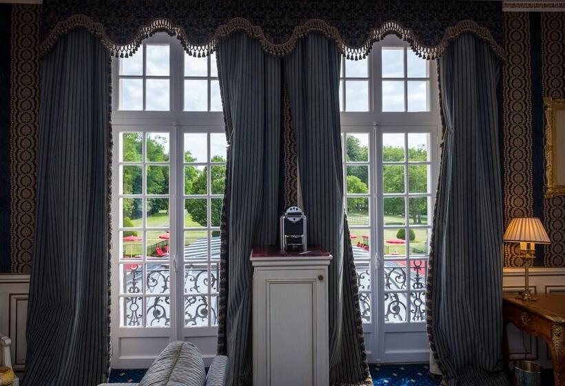 Королевский Люкс, Château De Courcelles   Relais & Châteaux