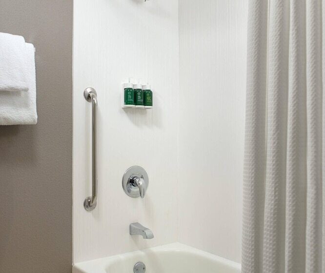 Номер Стандарт 2 Двуспальные Кровати, Courtyard By Marriott Greensboro