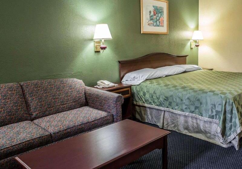 Стандартный Номер Кровать Кинг, Rodeway Inn & Suites Plymouth Hwy 64