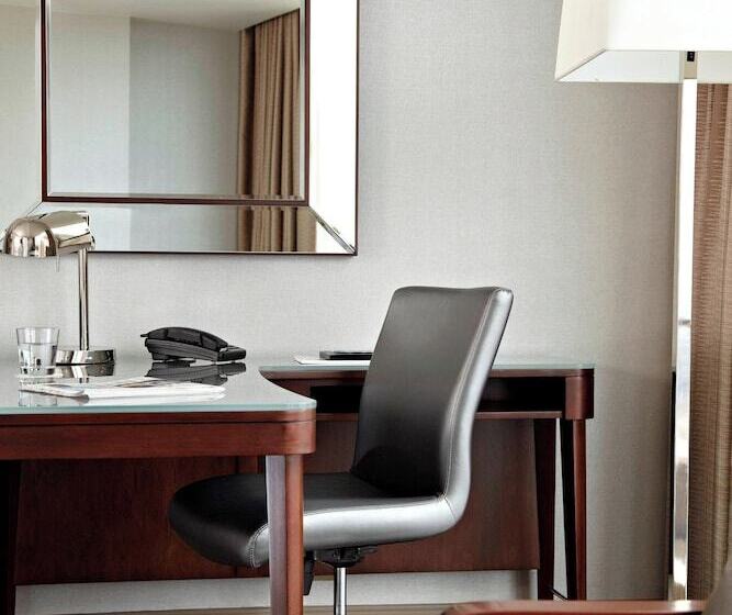 Quarto Premium, The Westin Peachtree Plaza, Atlanta