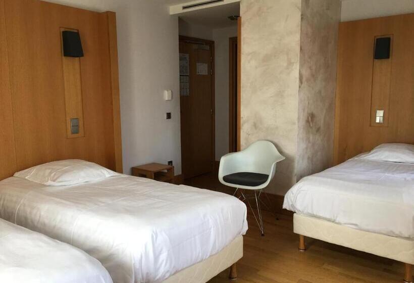 Номер Стандарт, Hôtel Restaurant Mont Sainte Odile