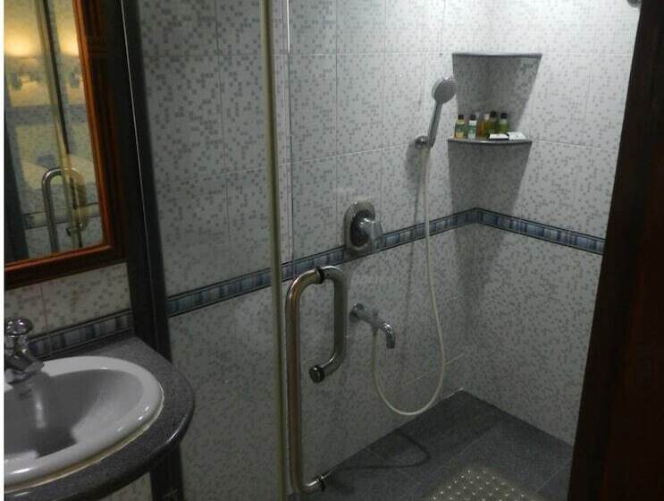 Студия Стандарт, Regenta Place The Emerald