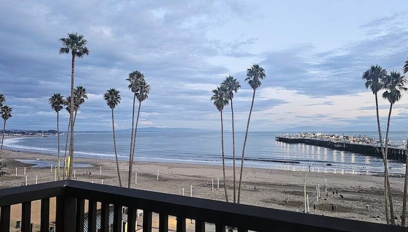 带大床的标准间, Casablanca Inn On The Beach