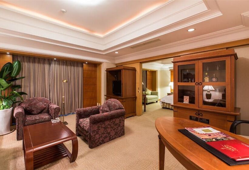 سوییت, Ruishi Hotel Dalian