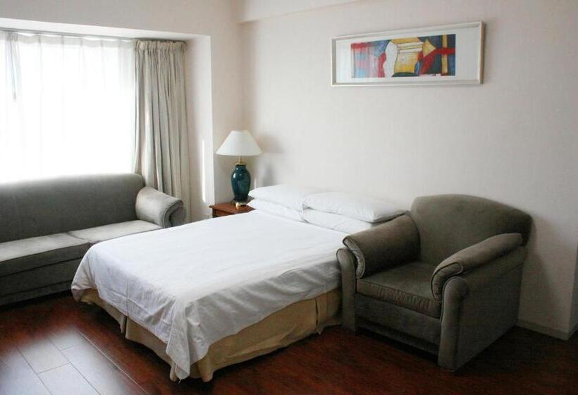 استودیو خانوادگی, Ruishi Hotel Dalian