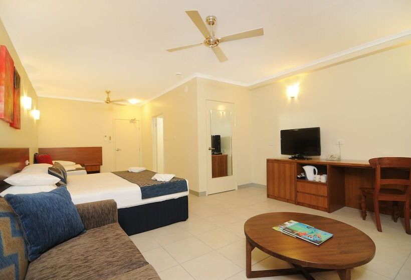 Quarto Deluxe, Cairns Queenslander Hotel & Apartments