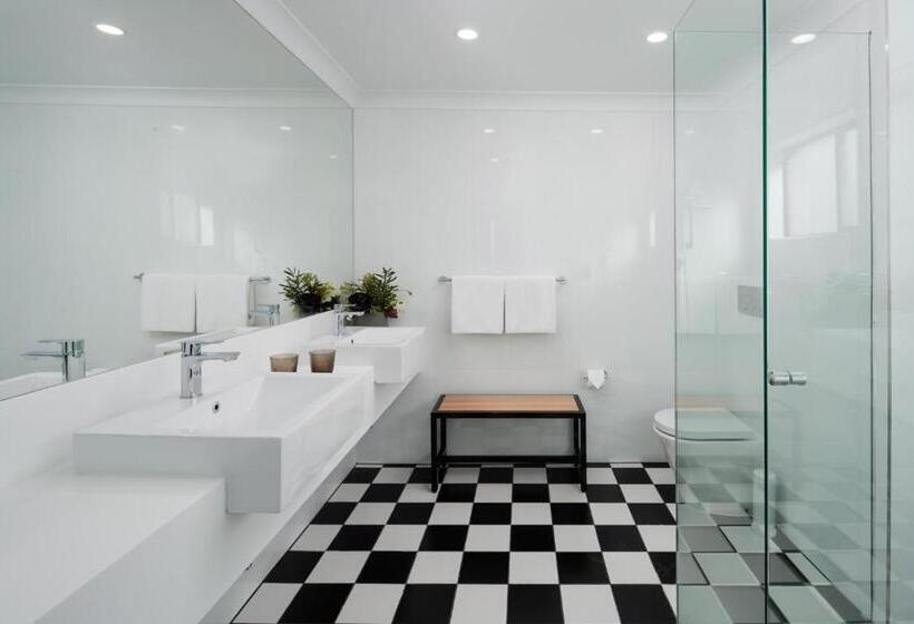 디럭스 룸 킹사이즈 침대, Rydges Hobart