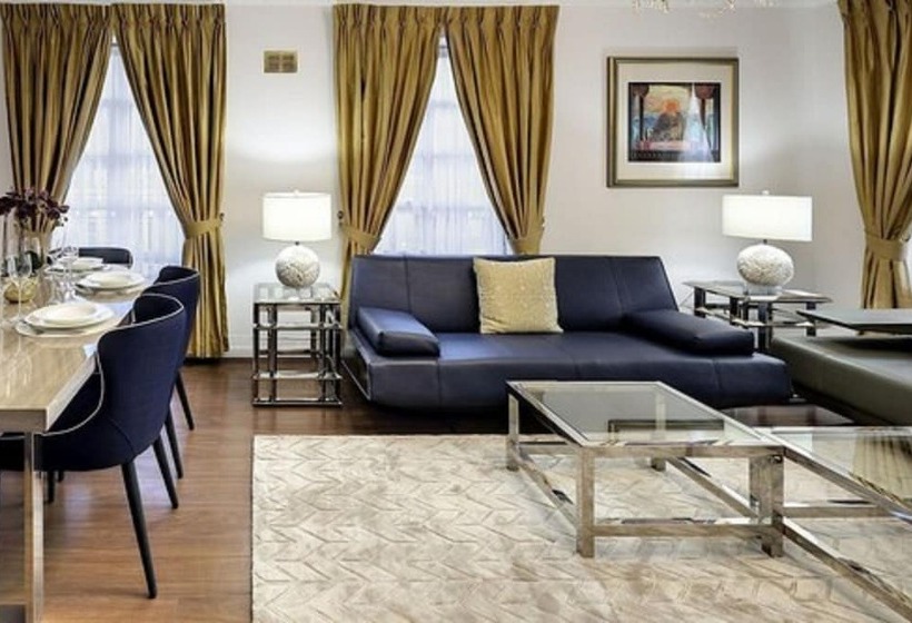 آپارتمان 3 خوابه, Carlton Court   Mayfair