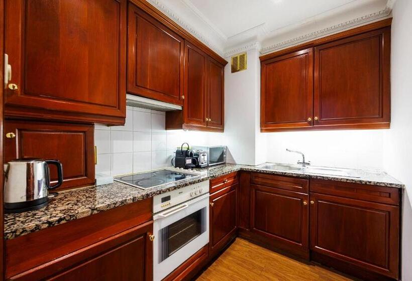 آپارتمان لوکس 1 خوابه, Carlton Court   Mayfair