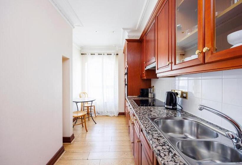 آپارتمان لوکس 2 خوابه, Carlton Court   Mayfair