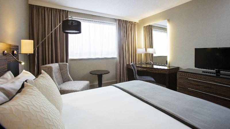 اتاق استاندارد با تخت بزرگ, Crowne Plaza Glasgow, An Ihg