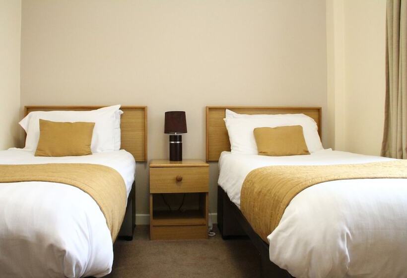 Номер Стандарт, Exeter Court
