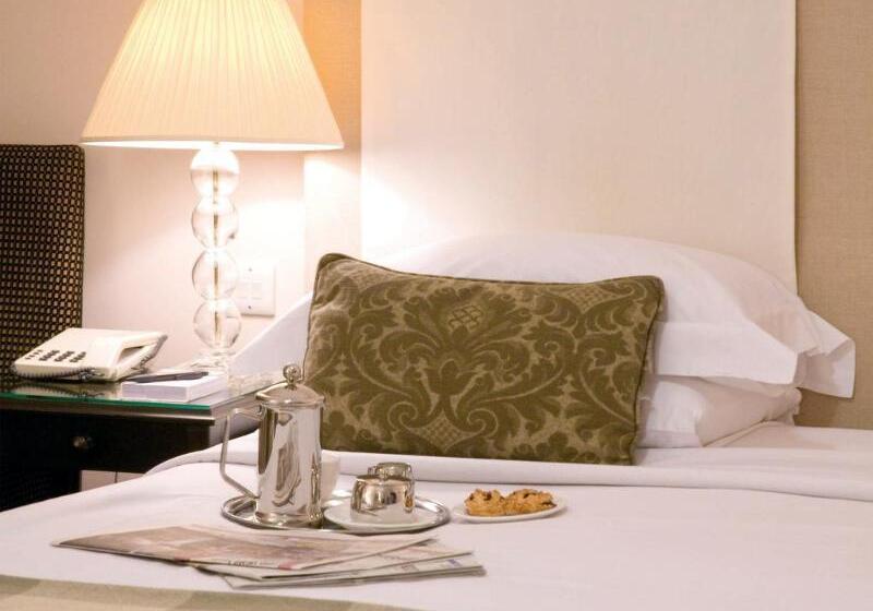 اتاق استاندارد, Macdonald Botley Park Hotel & Spa
