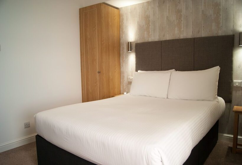 اتاق استاندارد با چشم‌انداز دریا, Ocean Beach Hotel & Spa   Oceana Collection