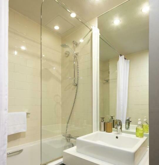 Студия Стандарт, Citadines Trafalgar Square