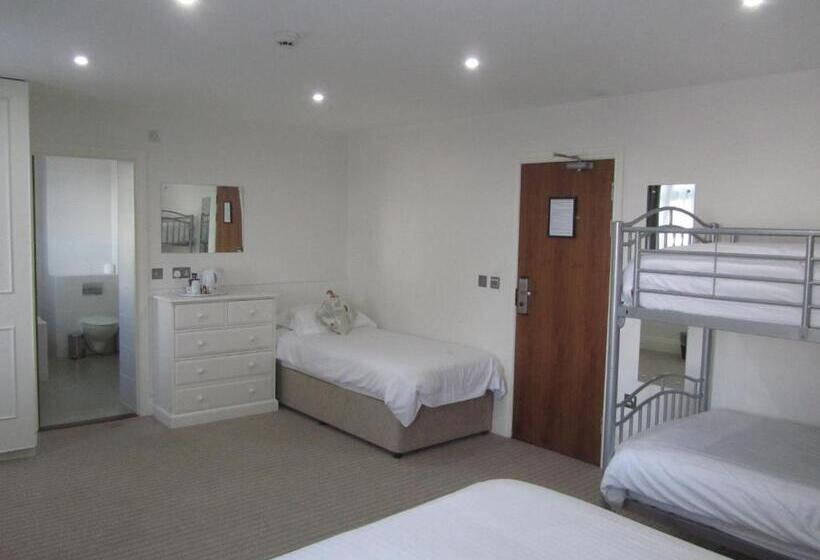 Quarto Familiar Superior, Ommaroo