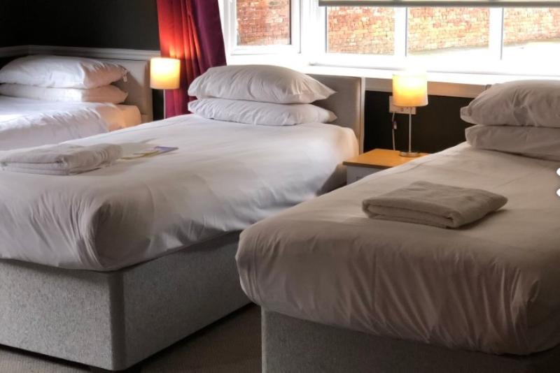 اتاق استاندارد سه نفره, B+b York