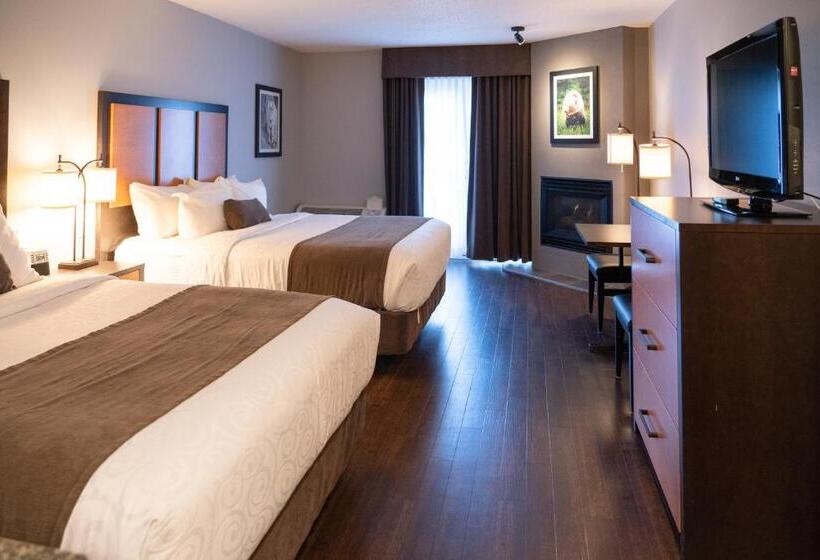 Quarto Superior com Sacada, Pocaterra Inn & Waterslide