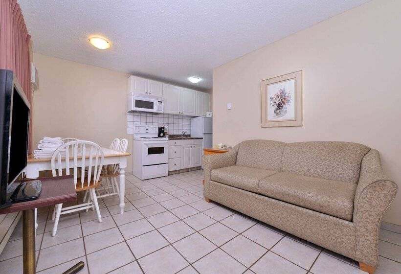 Люкс, Canadas Best Value Inn & Suites Vernon